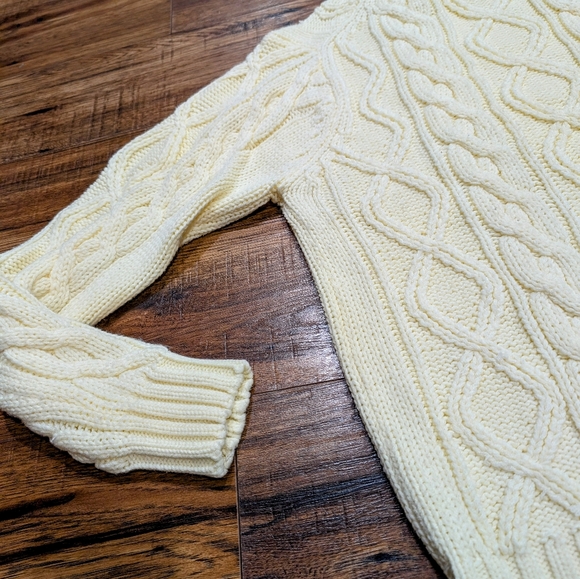 1970s Sears Men Cable knit cream pull over crew neck sweater - Picture 5 of 5